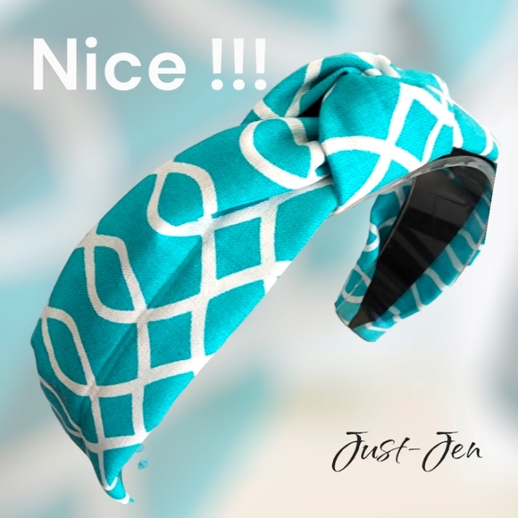 Just-Jen Blue and White Knotted Turban Style Casual Fashion Headband!! - Picture 3 of 9